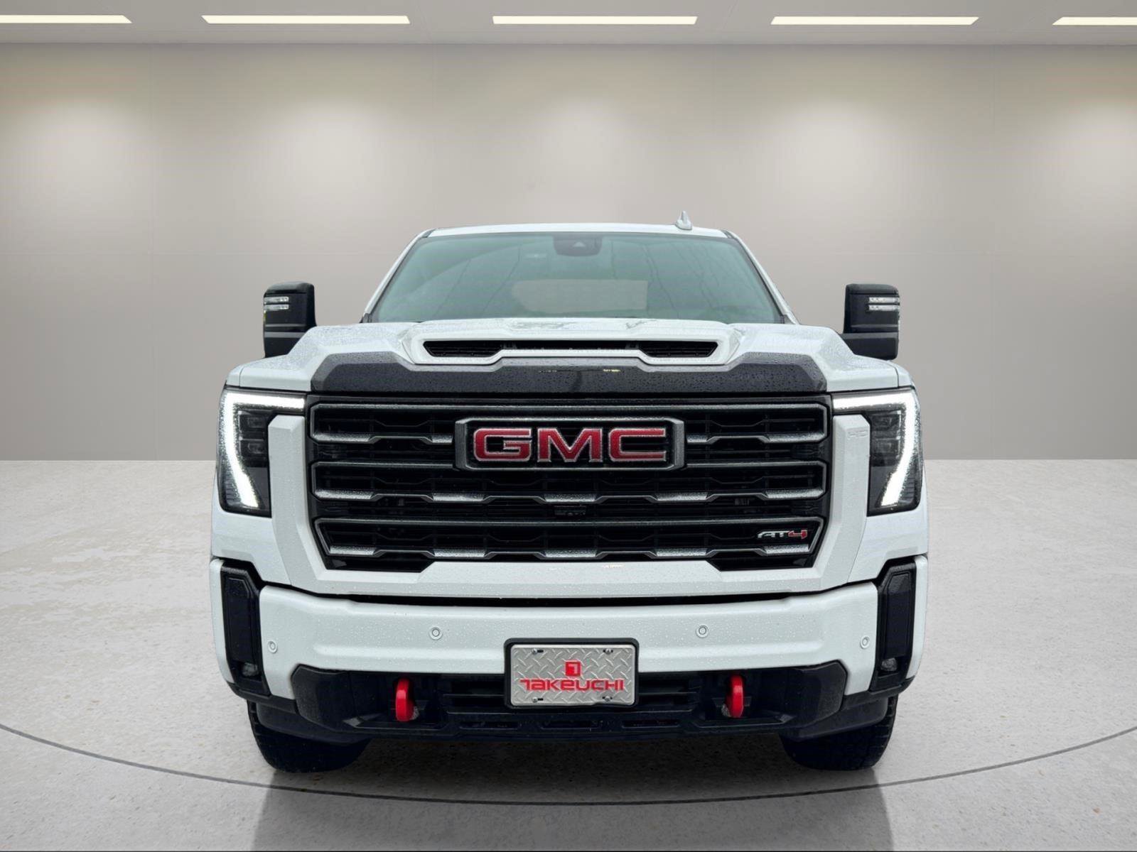 Used 2026 GMC Sierra 2500 AT4 AWD/4WD image 2