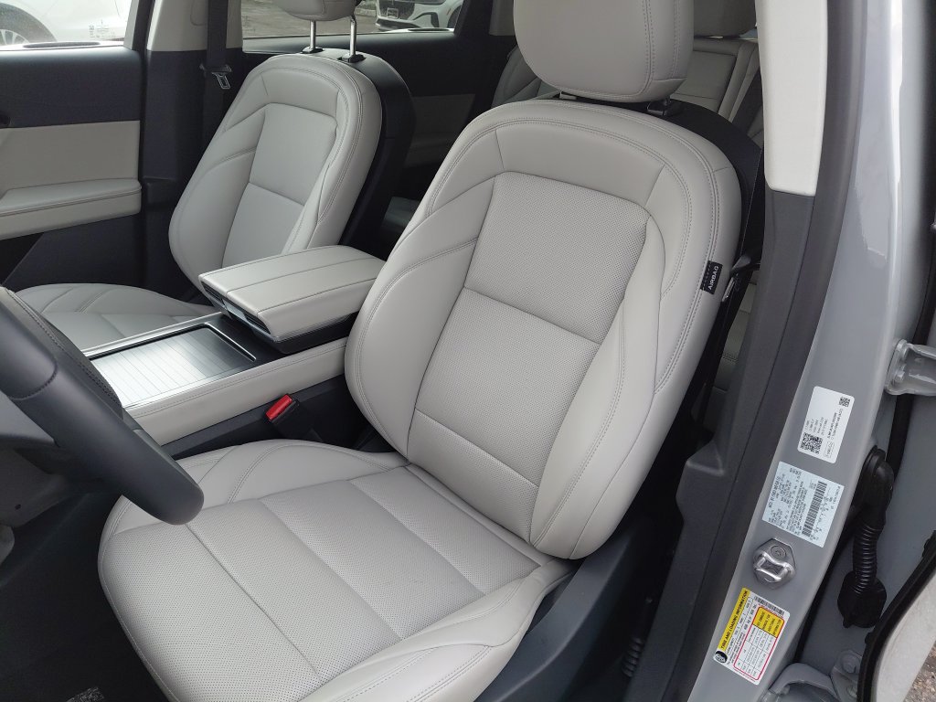 New 2026 Lincoln Nautilus Premier w/ Equipment Group 102A AWD/4WD image 40