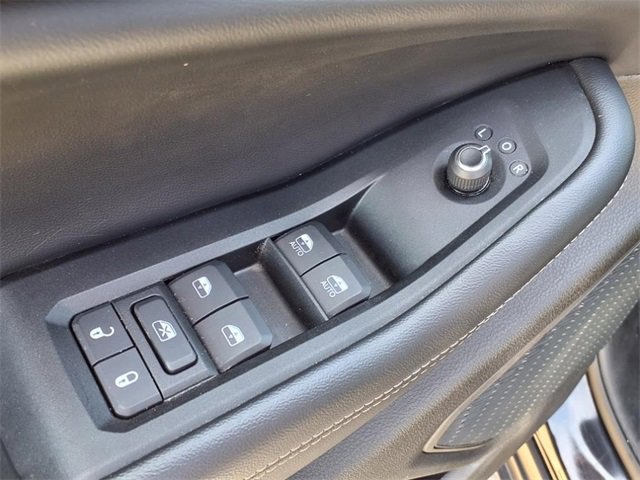 Used 2024 Jeep Grand Cherokee Altitude image 19