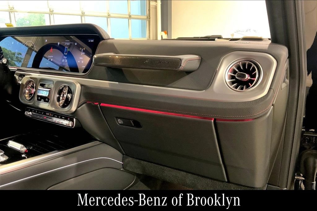 Used 2025 Mercedes-Benz G 550 image 21