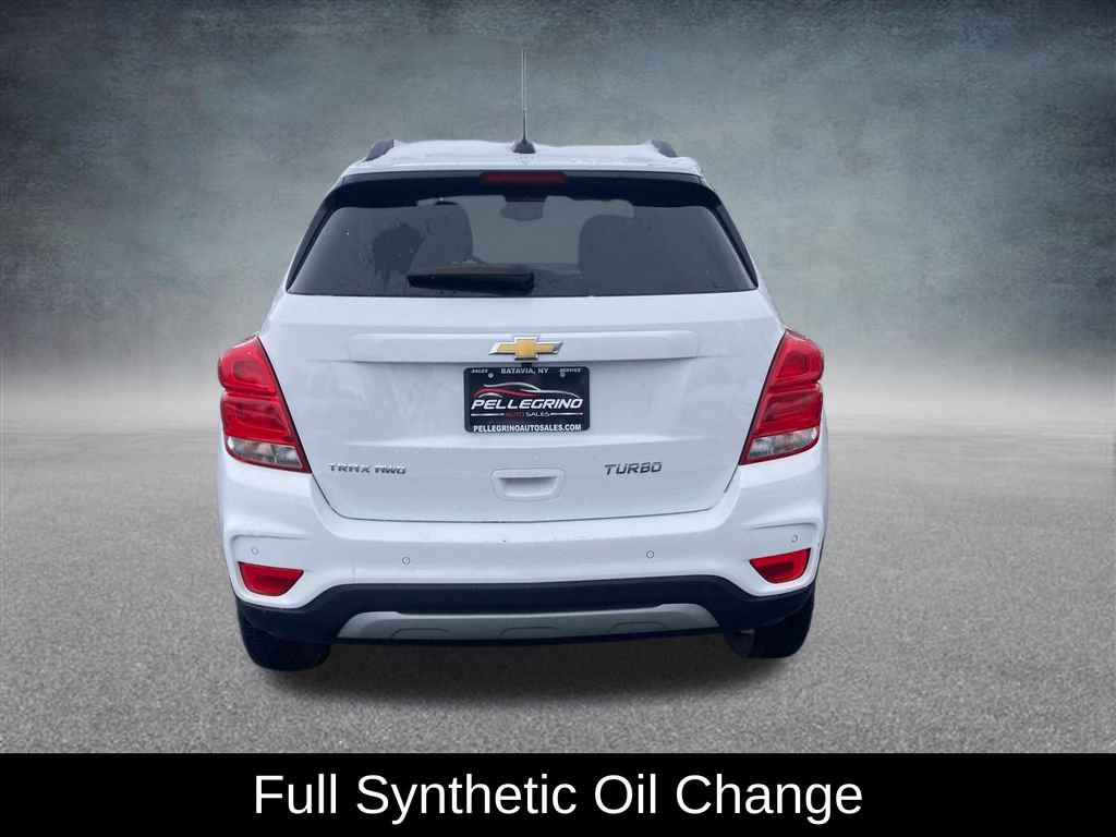 Used 2022 Chevrolet Trax LT w/ Driver Confidence Package image 5