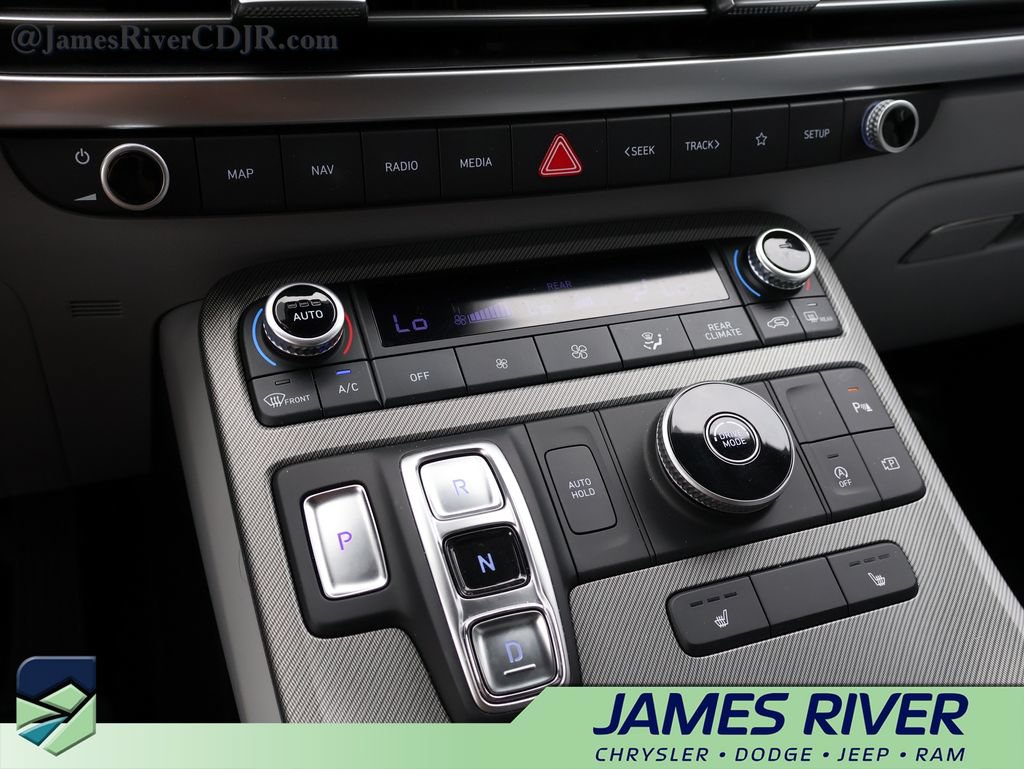 Used 2025 Hyundai Palisade SEL FWD image 37