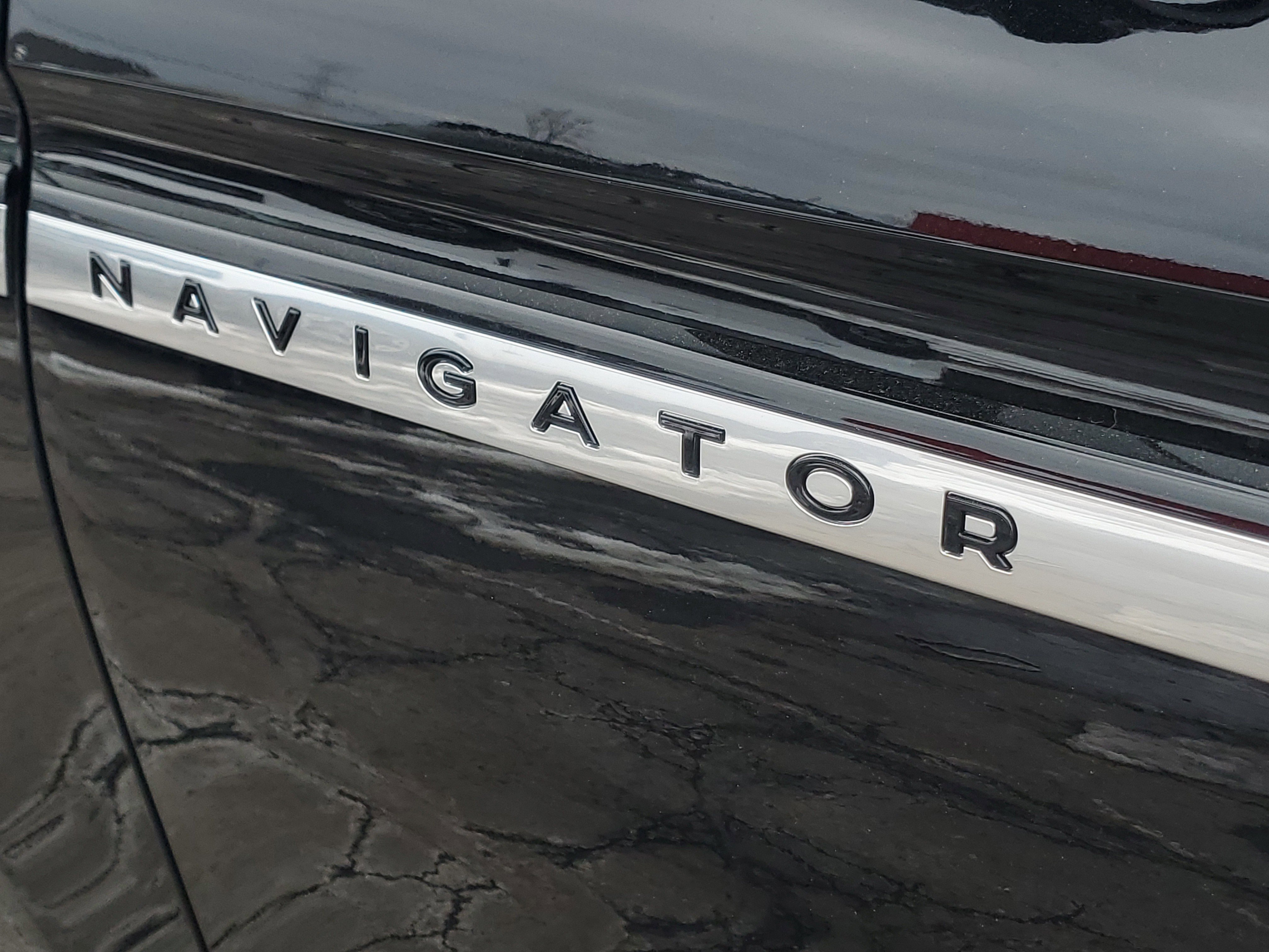 New 2026 Lincoln Navigator Reserve image 7