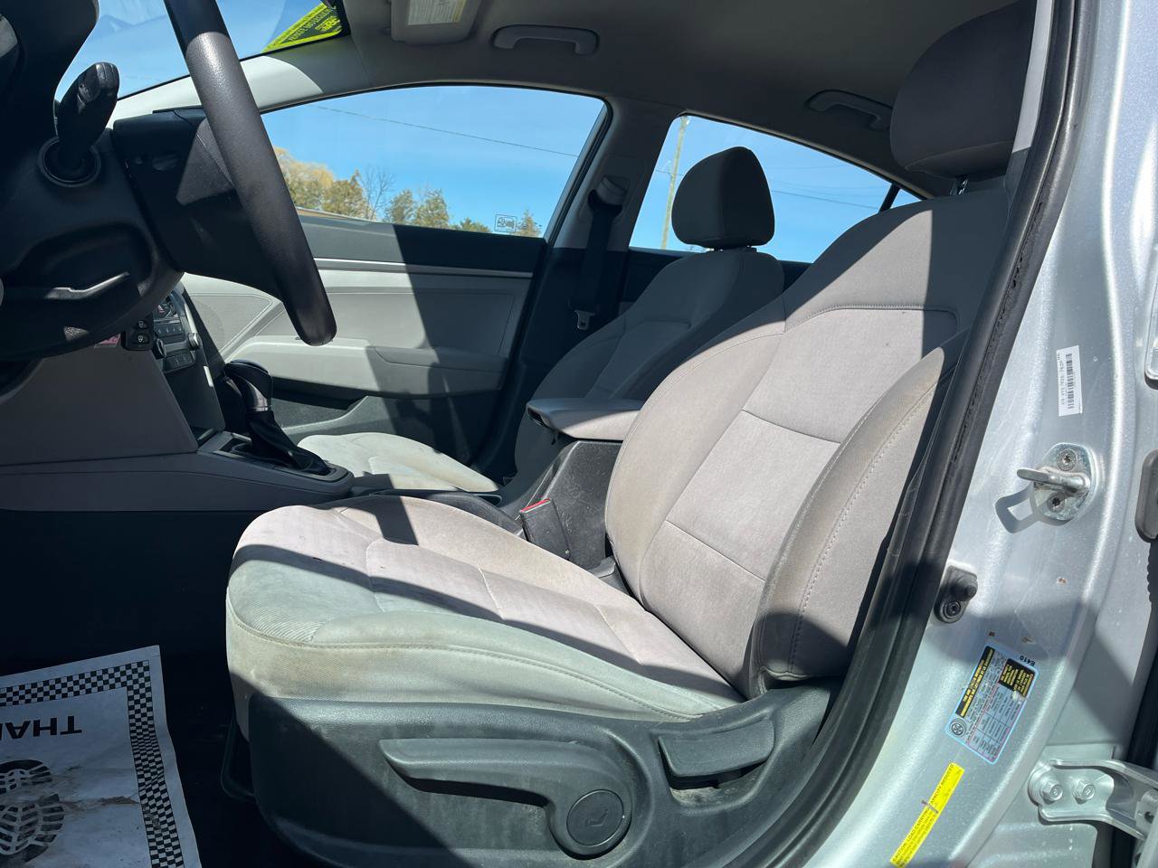 Used 2018 Hyundai Elantra SE FWD image 12