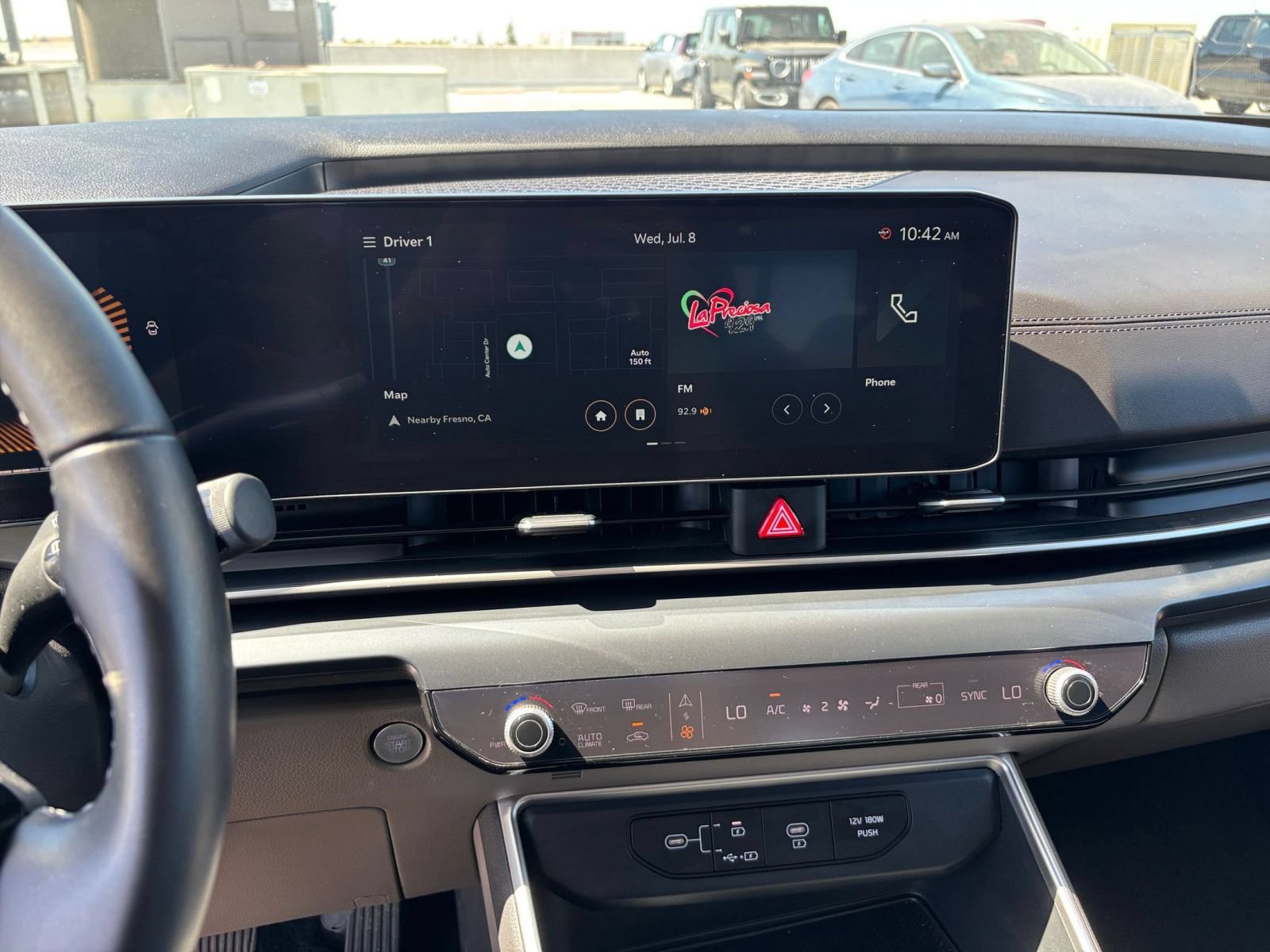 Used 2026 Kia Carnival FWD image 17