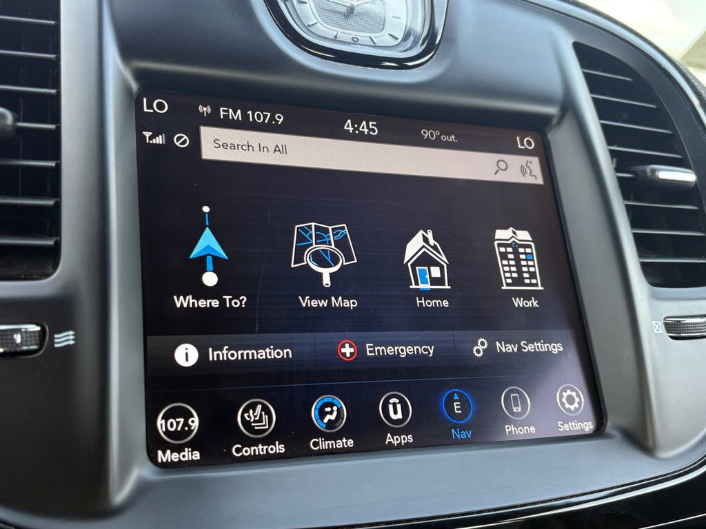 Used 2021 Chrysler 300 S image 27