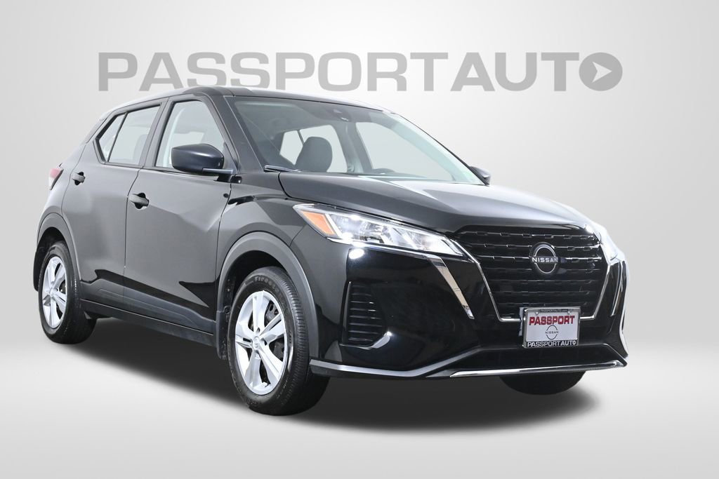 Certified 2024 Nissan Kicks S image 4