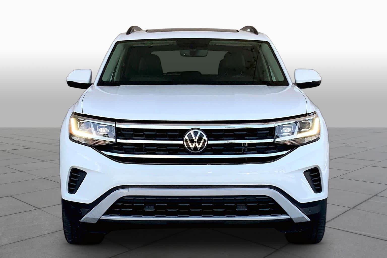 Used 2023 Volkswagen Atlas SE w/ Panoramic Sunroof Package AWD/4WD image 4