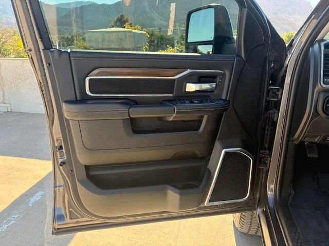 Used 2024 RAM 2500 Laramie image 10