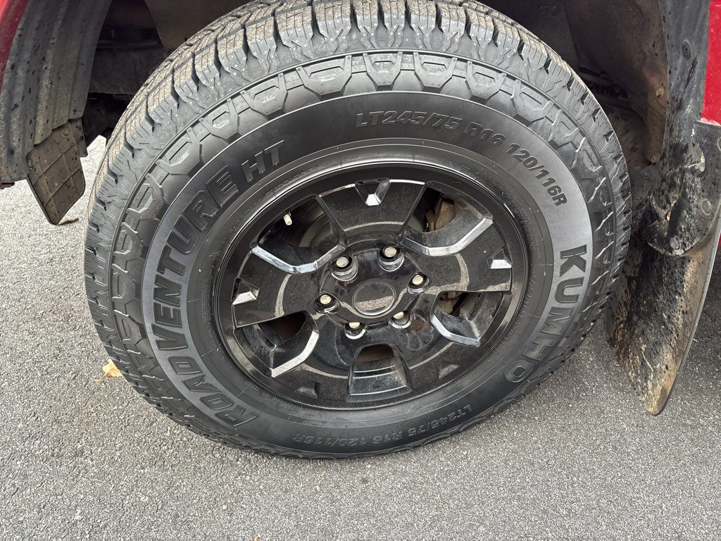Used 2014 Toyota Tacoma PreRunner w/ SR5 Package RWD image 16