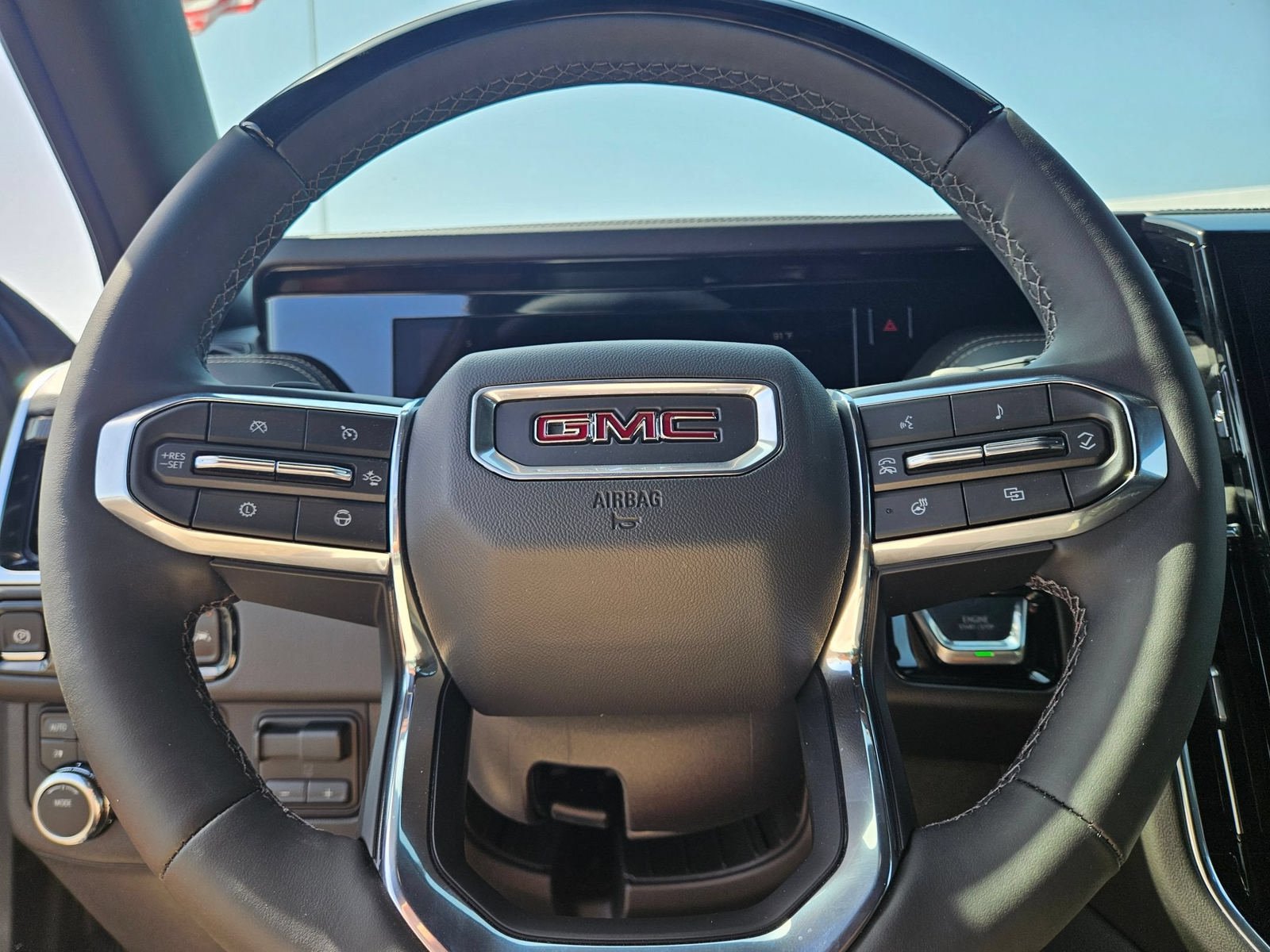 New 2026 GMC Yukon XL Elevation AWD/4WD image 11