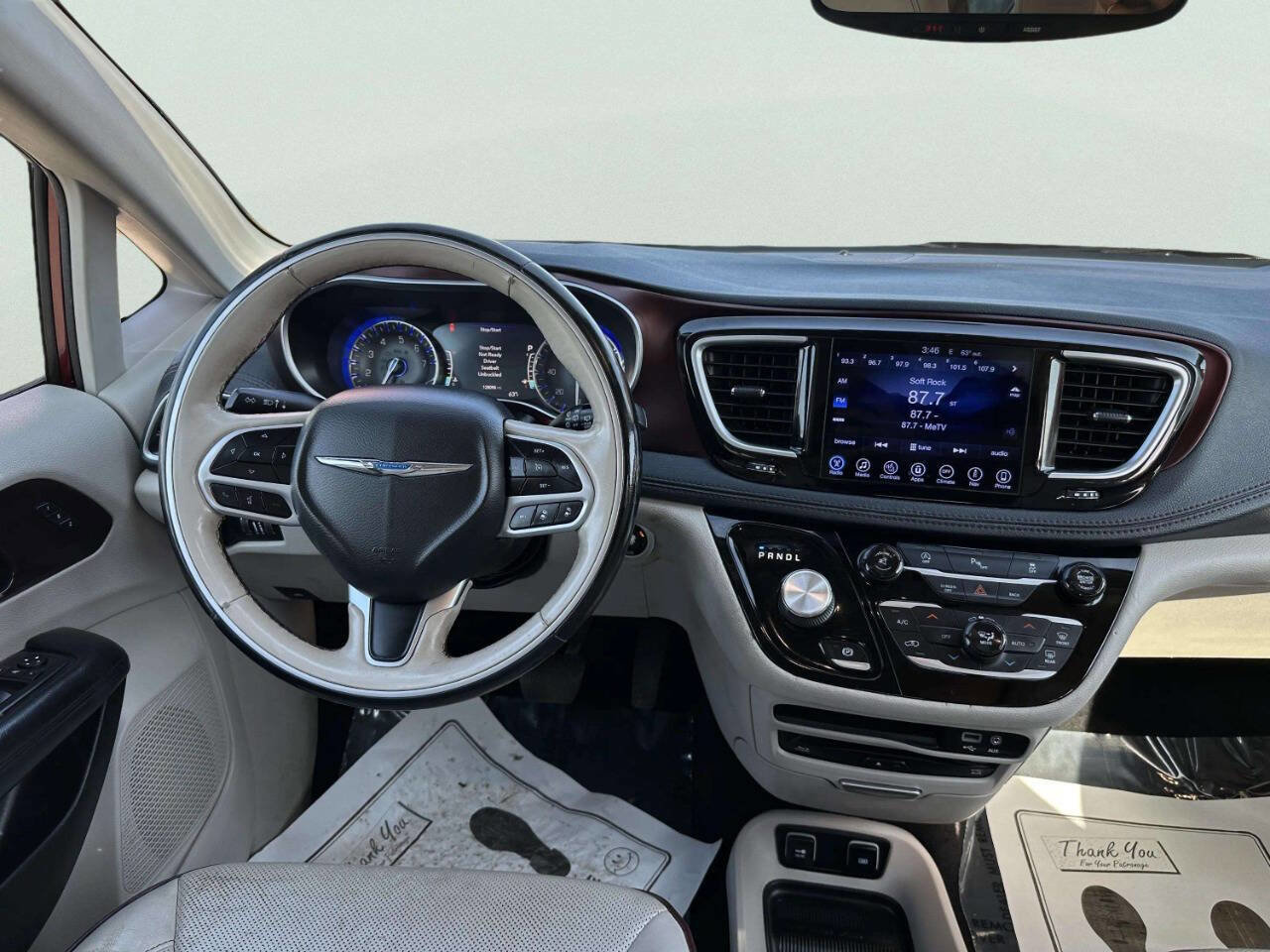 Used 2017 Chrysler Pacifica Limited w/ UConnect Theater Package image 18