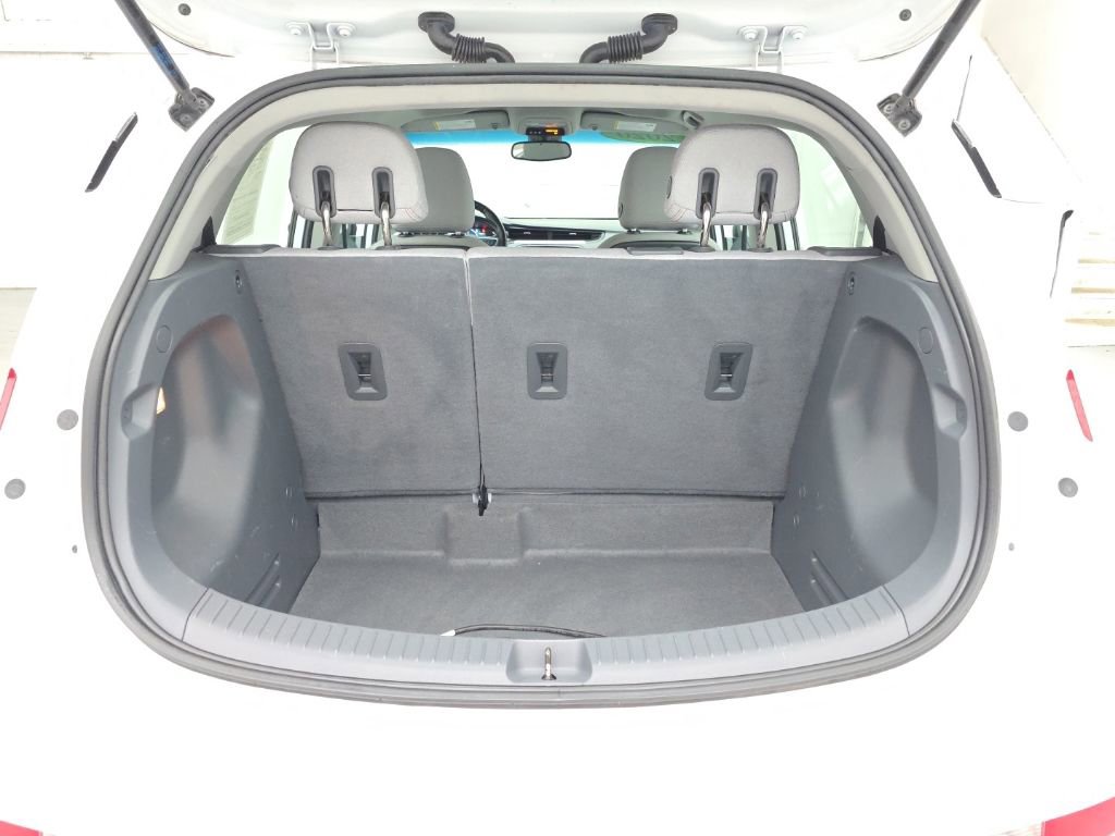 Used 2020 Chevrolet Bolt LT FWD image 45