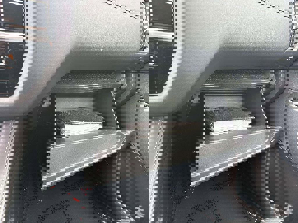 Certified 2024 Nissan Pathfinder SL w/ Lighting Package (N92) image 34