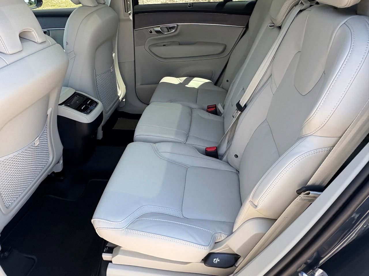 New 2026 Volvo XC90 B6 Ultra w/ Lounge Package AWD/4WD image 20