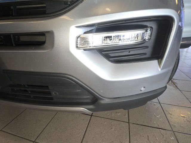 Used 2020 Ford Explorer Limited image 28
