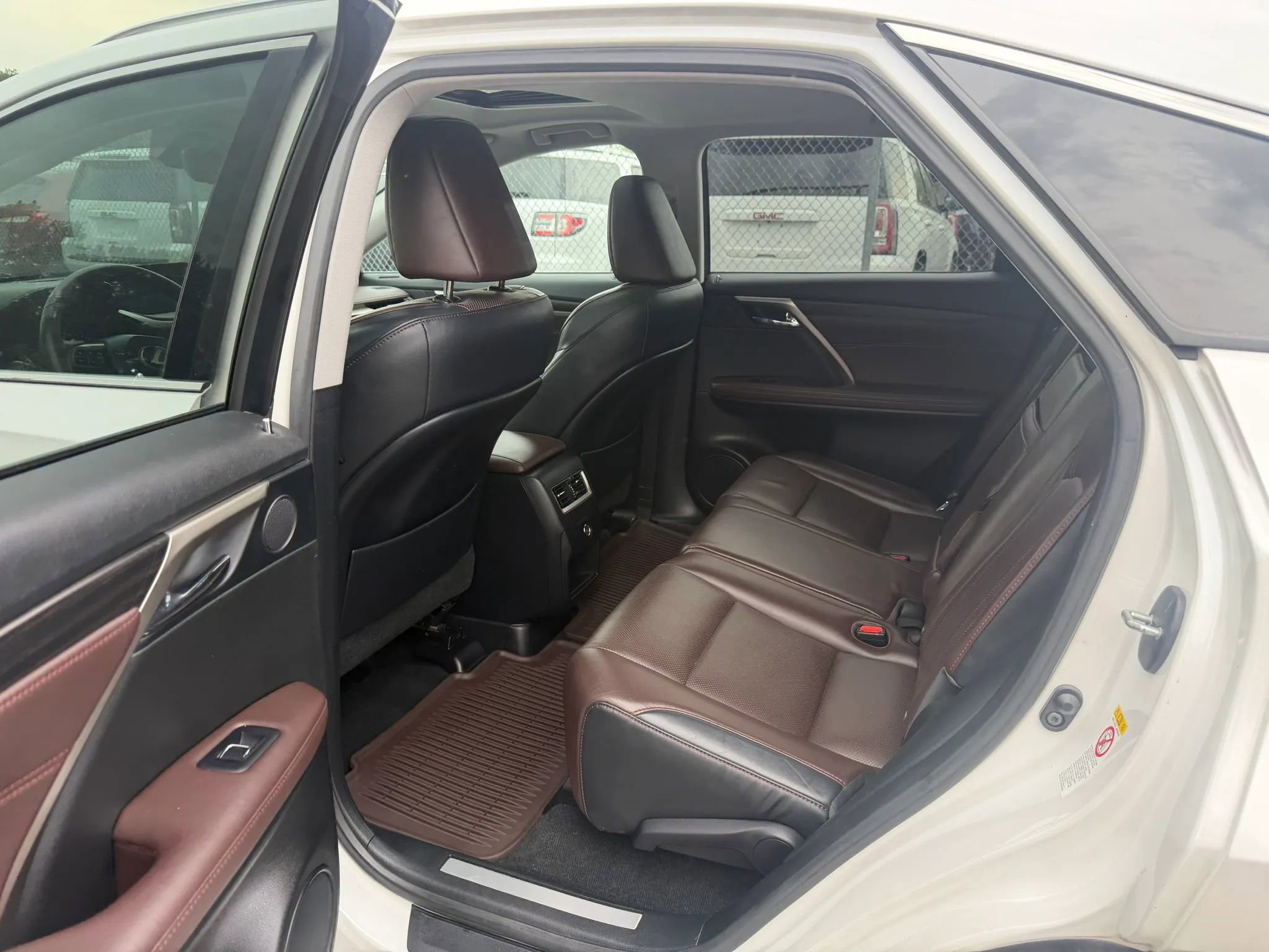 Used 2016 Lexus RX 350 AWD w/ Premium Package image 32