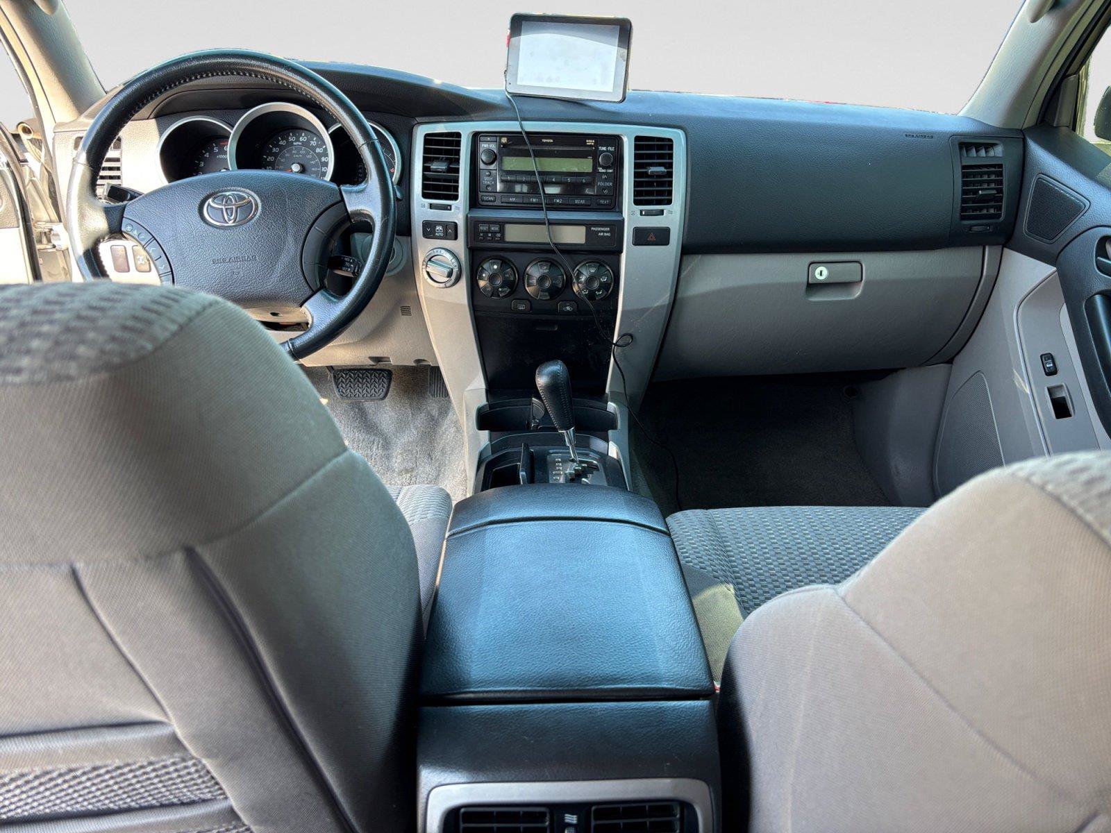 Used 2008 Toyota 4Runner SR5 AWD/4WD image 14