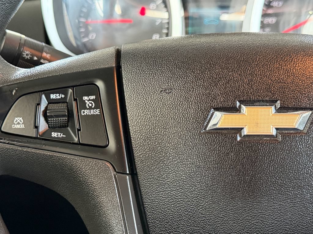 Used 2017 Chevrolet Equinox LS AWD/4WD image 31