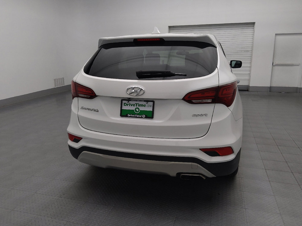 Used 2017 Hyundai Santa Fe Sport image 7