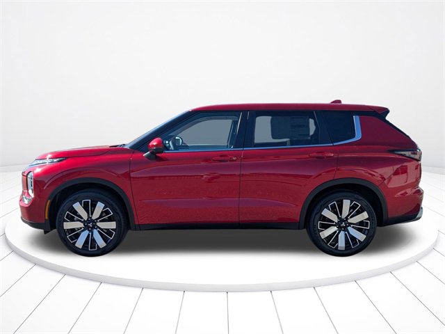 New 2025 Mitsubishi Outlander SE image 8