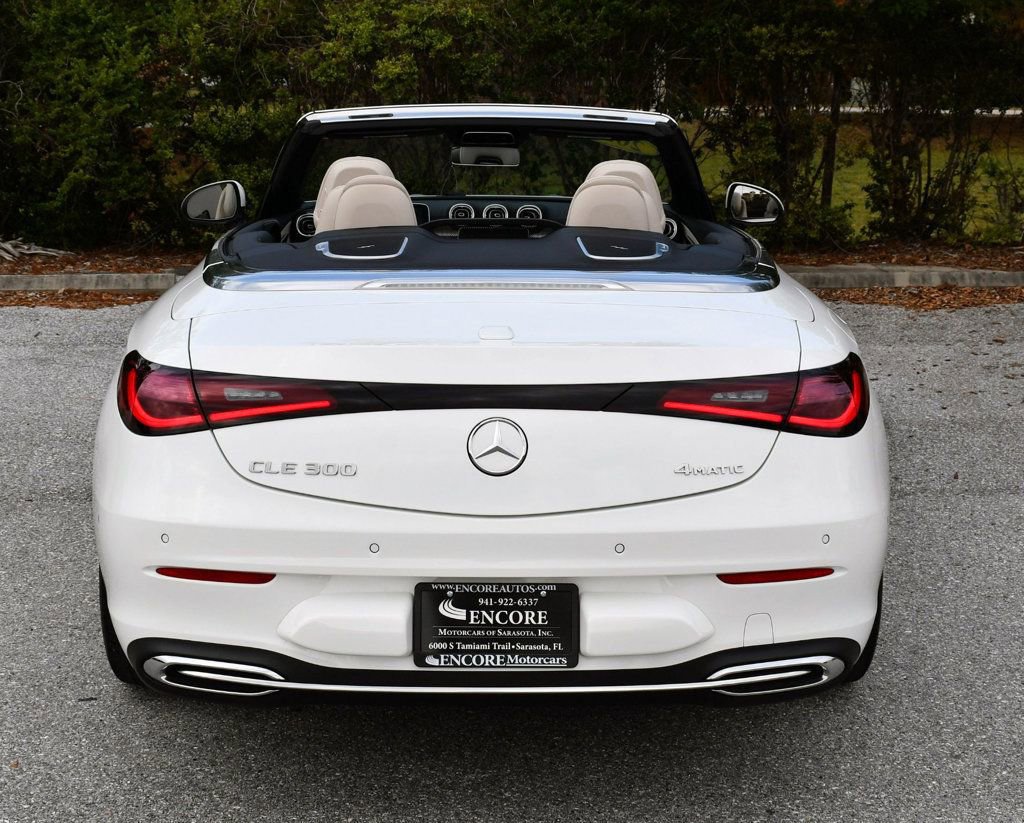 Used 2024 Mercedes-Benz CLE 300 4MATIC Cabriolet w/ Driver Assistance Package image 5