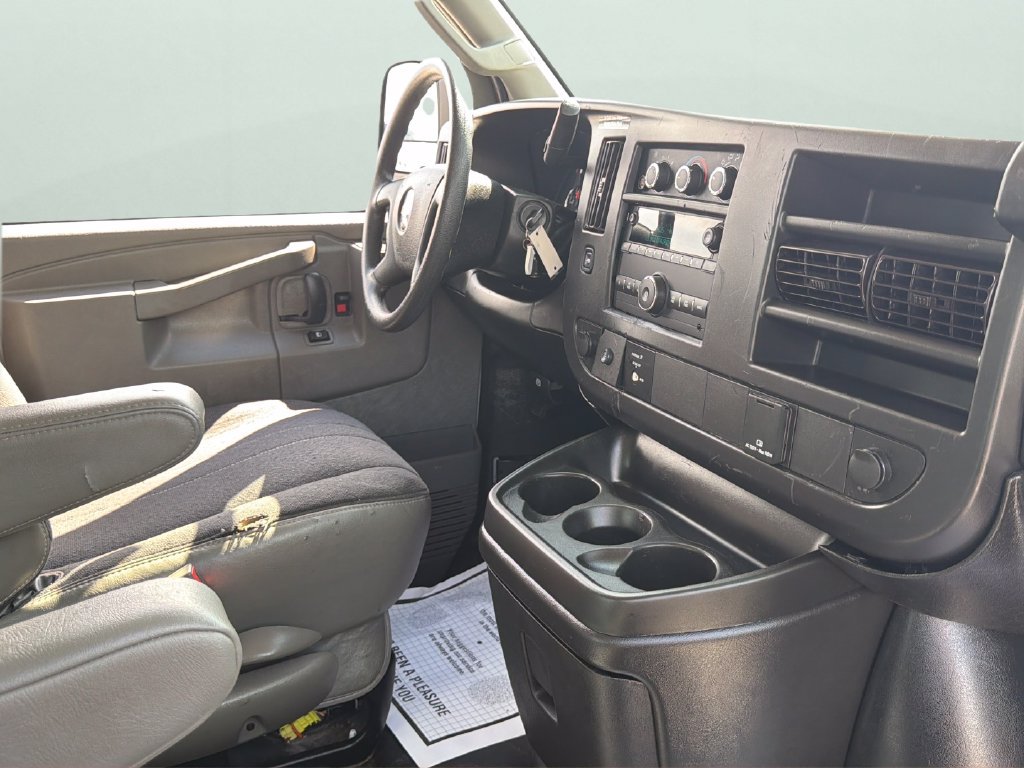 Used 2024 Chevrolet Express 2500 w/ Driver Convenience Package RWD image 32