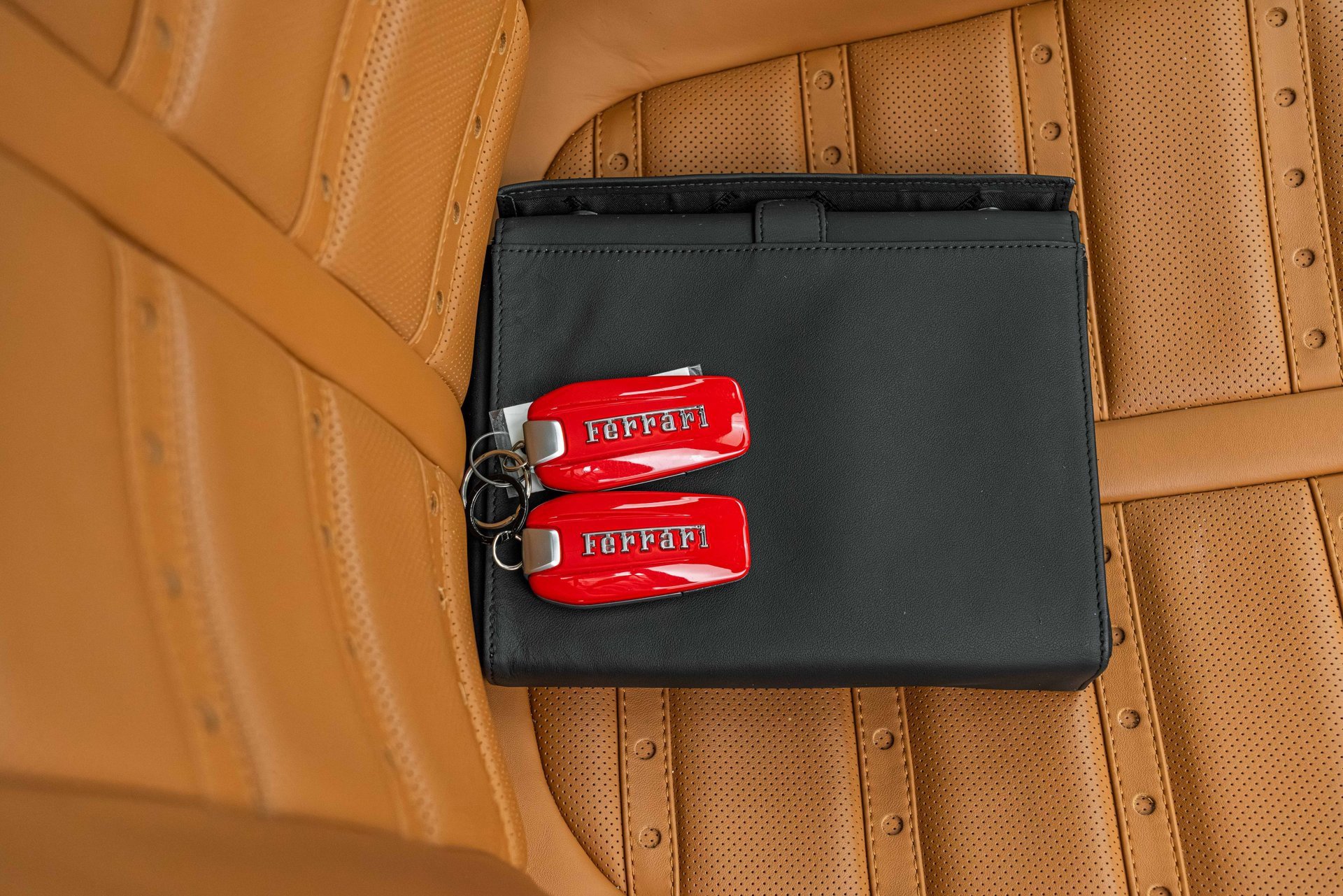 Certified 2019 Ferrari GTC4Lusso V12 image 25