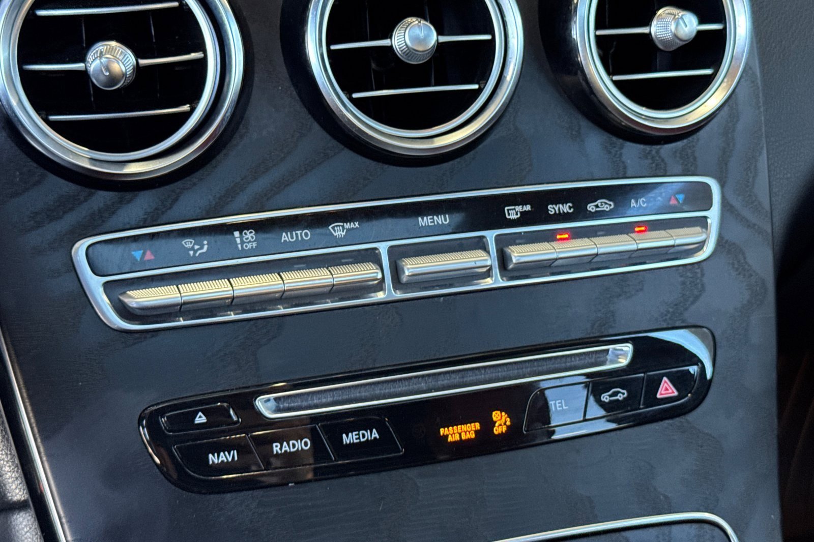 Used 2019 Mercedes-Benz GLC 43 AMG 4MATIC Coupe image 19