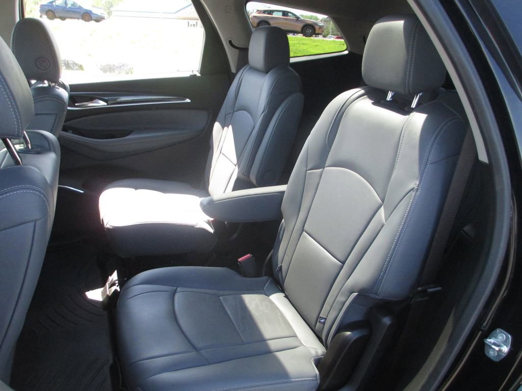 Used 2020 Buick Enclave Essence w/ Sound and Sites Package FWD image 21