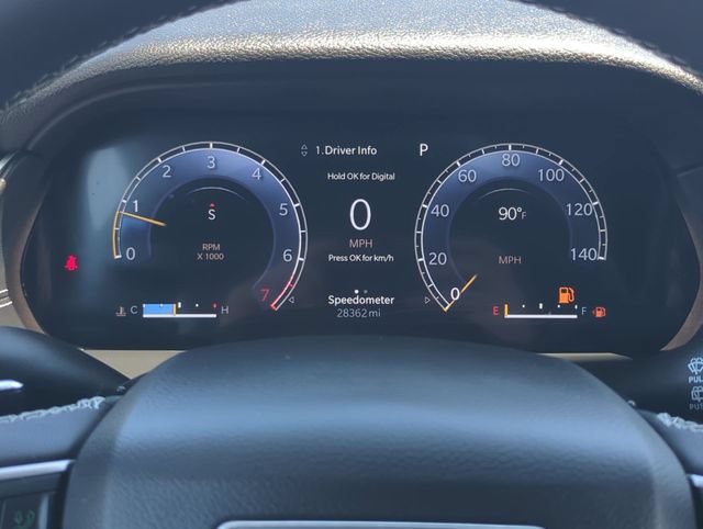 Used 2023 Jeep Grand Cherokee Altitude AWD/4WD image 16