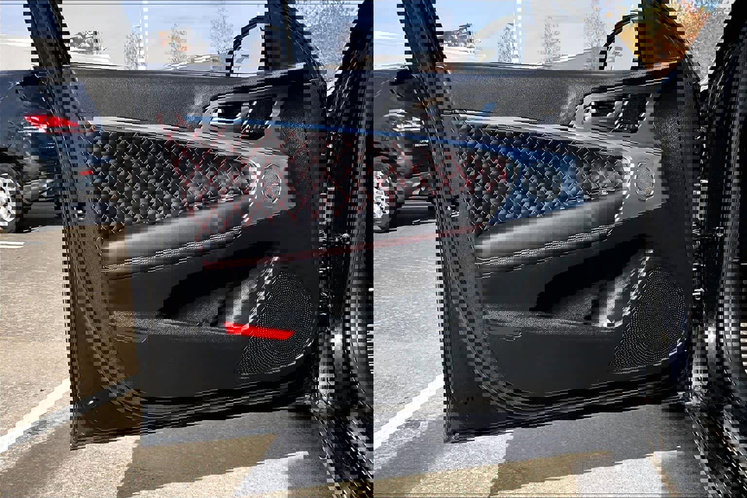 Used 2025 Genesis G70 3.3T Advanced w/ Sport Prestige Package image 41