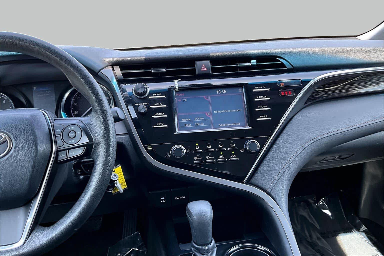 Used 2018 Toyota Camry LE FWD image 7