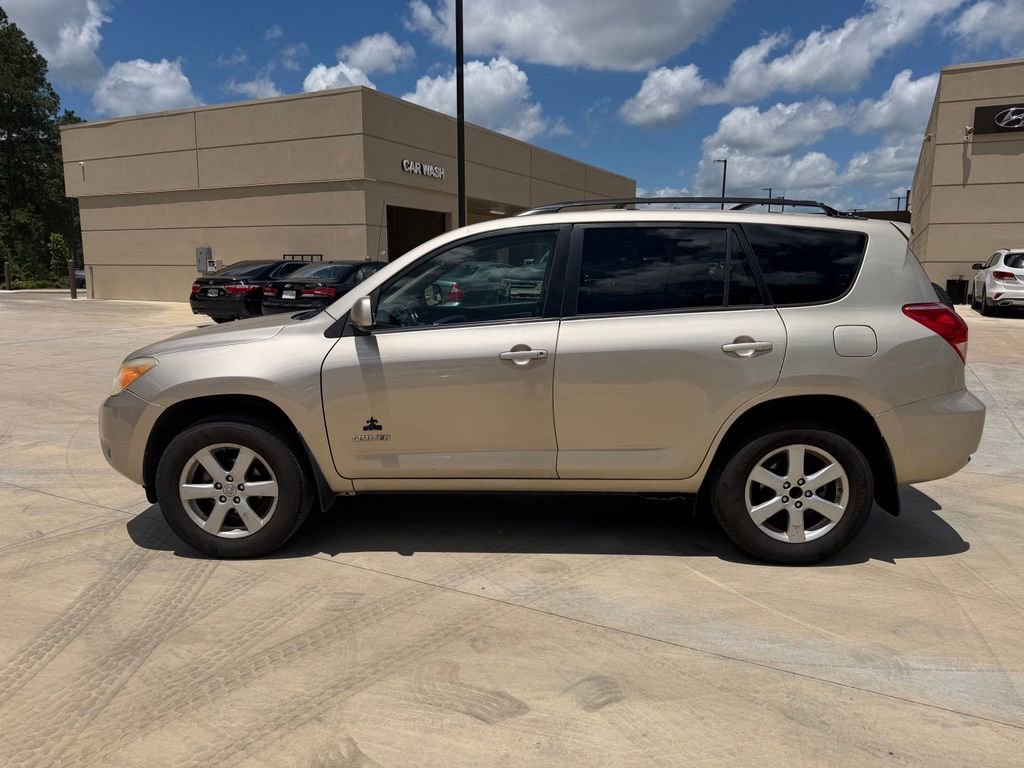 Used 2007 Toyota RAV4 Limited FWD image 2