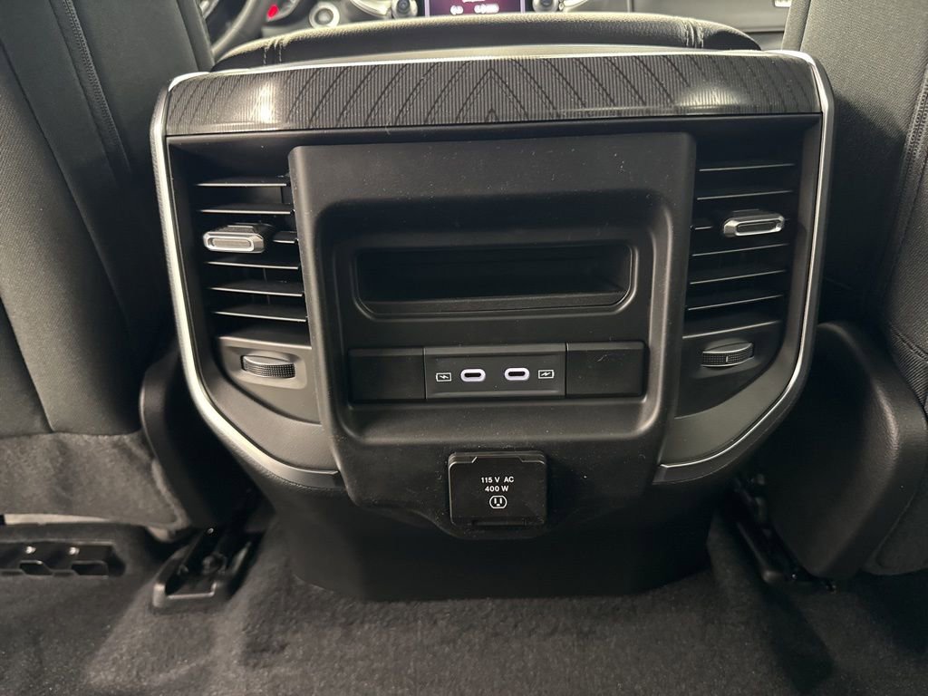 New 2026 RAM 1500 4x4 Crew Cab image 14