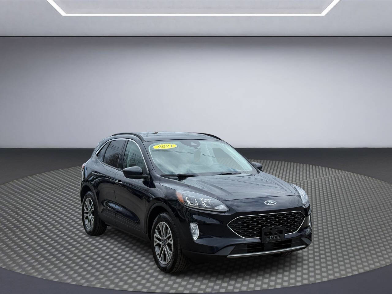 Used 2021 Ford Escape SEL w/ Technology Package