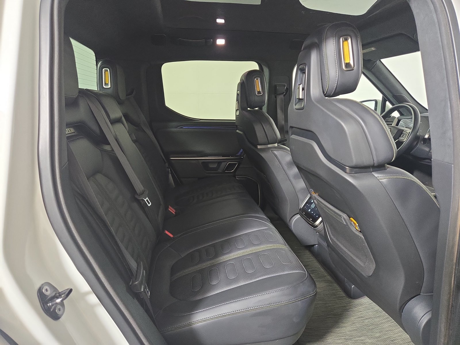 Used 2023 Rivian R1T Adventure Quad AWD/4WD image 22