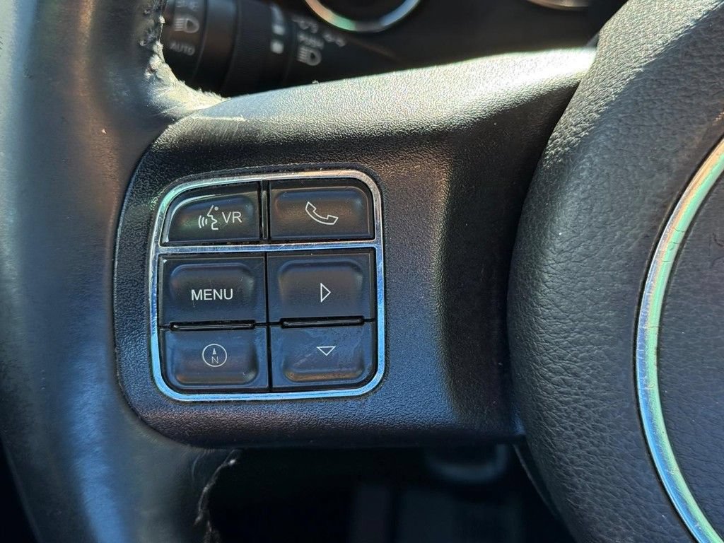 Used 2016 Jeep Wrangler Unlimited Sahara w/ Connectivity Group AWD/4WD image 14