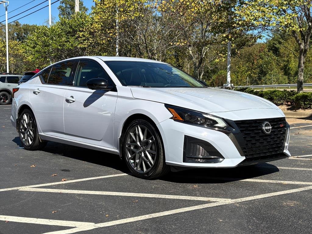 Used 2024 Nissan Altima 2.0 SR