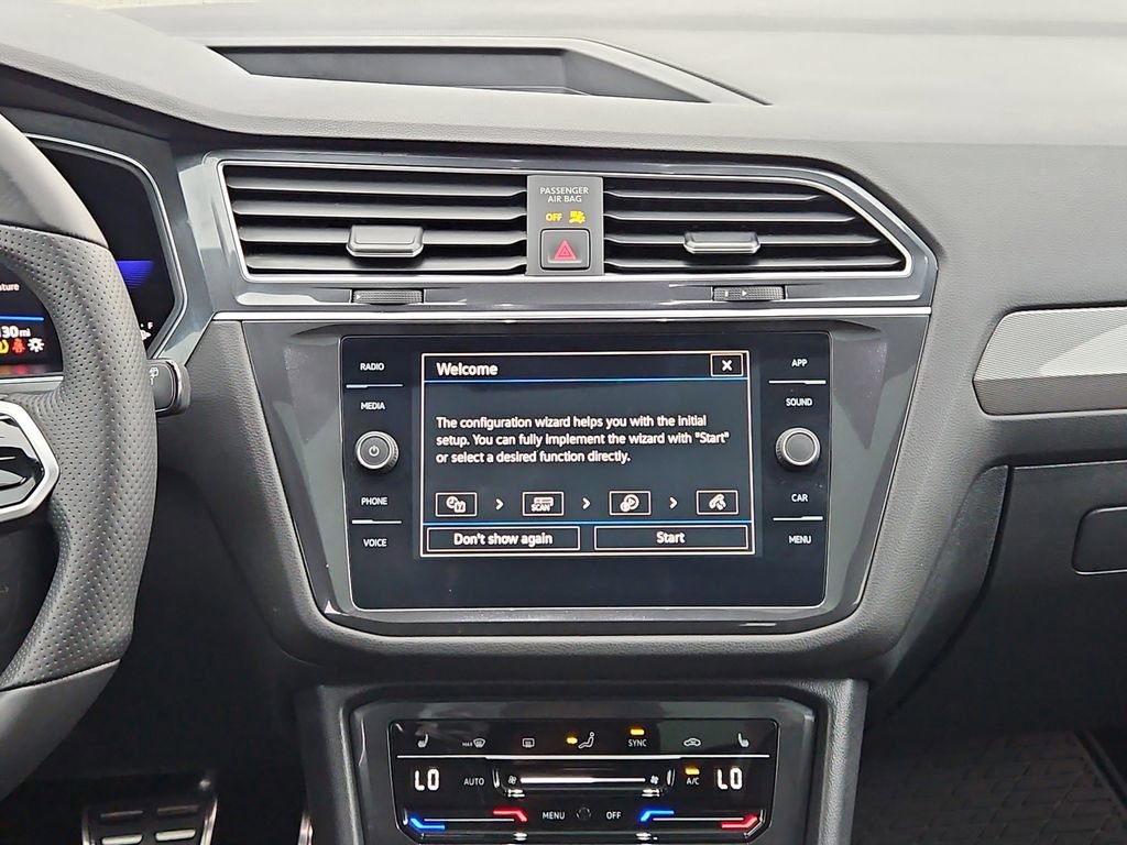 Used 2023 Volkswagen Tiguan SE R-Line image 21