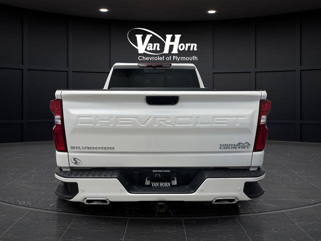 Certified 2025 Chevrolet Silverado 1500 High Country AWD/4WD image 3