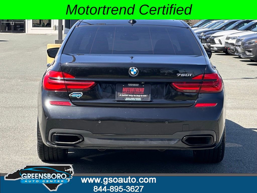 Used 2019 BMW 750i w/ M Sport Package RWD image 7