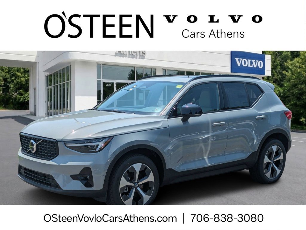 New 2026 Volvo XC40 B5 Plus w/ Protection Package Premier
