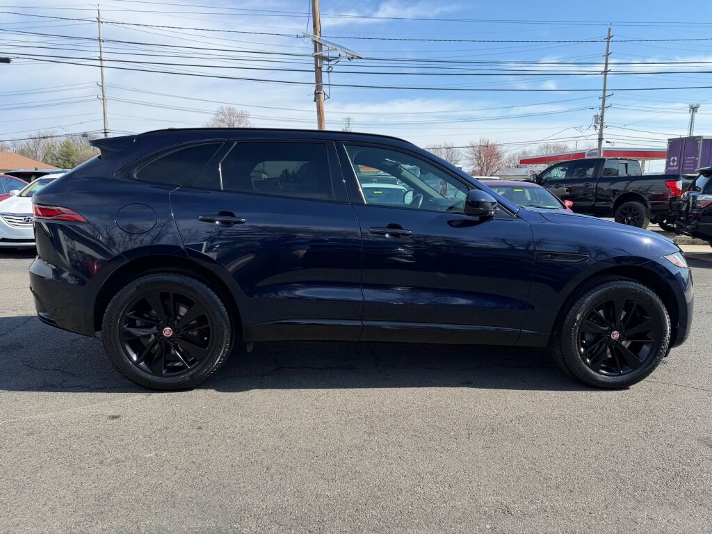 Used 2022 Jaguar F-PACE S image 8