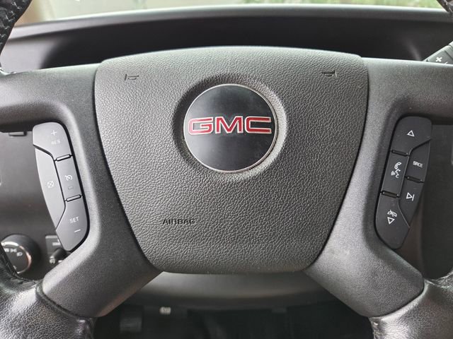 Used 2023 GMC Savana 2500 w/ Driver Convenience Package image 33