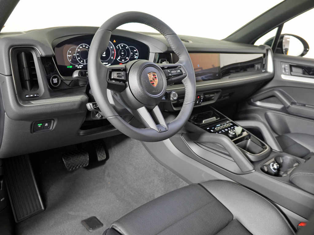 New 2026 Porsche Cayenne AWD/4WD image 4