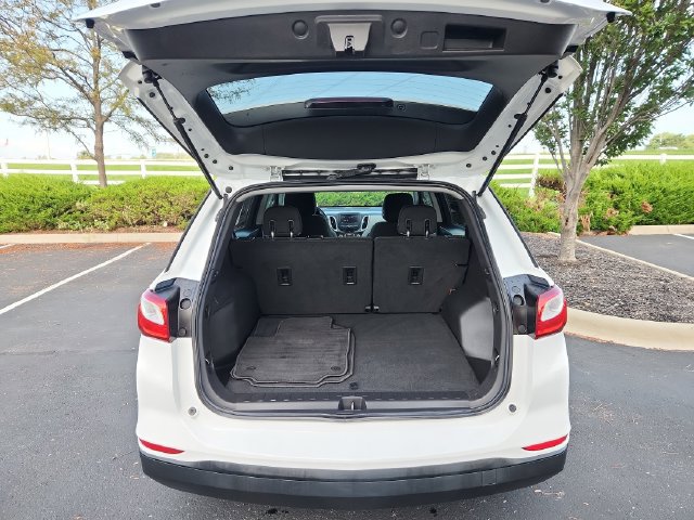 Used 2020 Chevrolet Equinox LS w/ LS Convenience Package FWD image 32