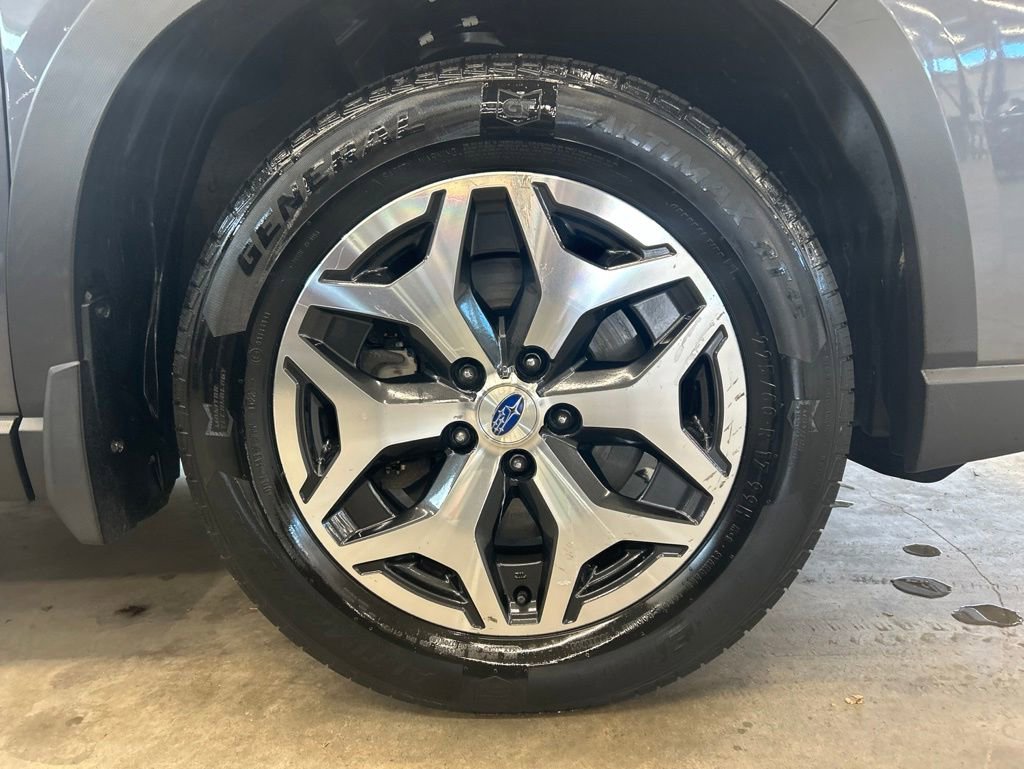 Used 2020 Subaru Forester Premium AWD/4WD image 22