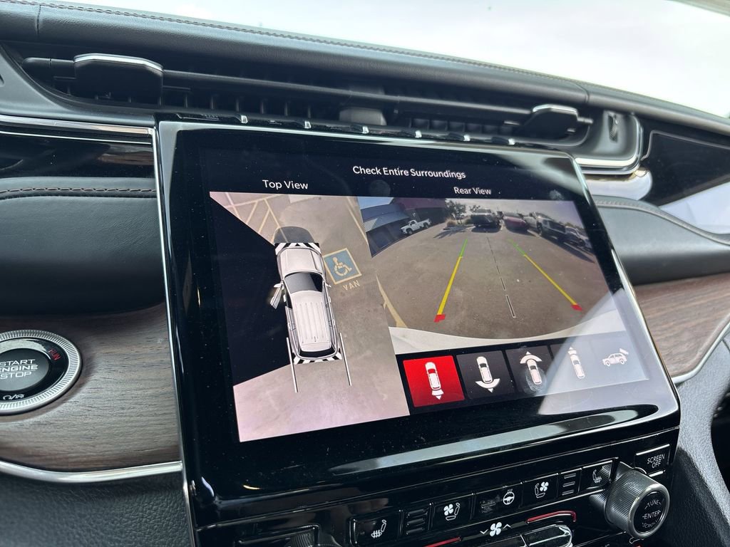 Used 2022 Jeep Grand Cherokee Summit w/ Advanced Protech Group IV image 15