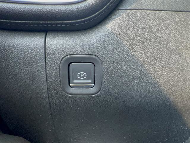 Used 2022 Chevrolet Silverado 1500 LT Trail Boss image 22